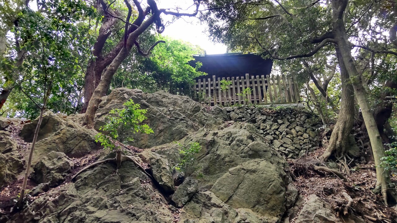 大甕神社の宿魂石