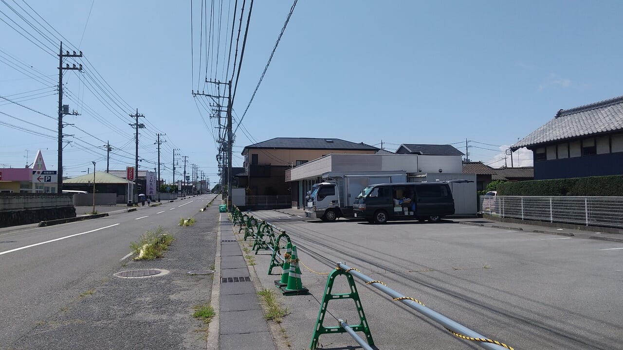 末広町の元コンビニ物件が工事中