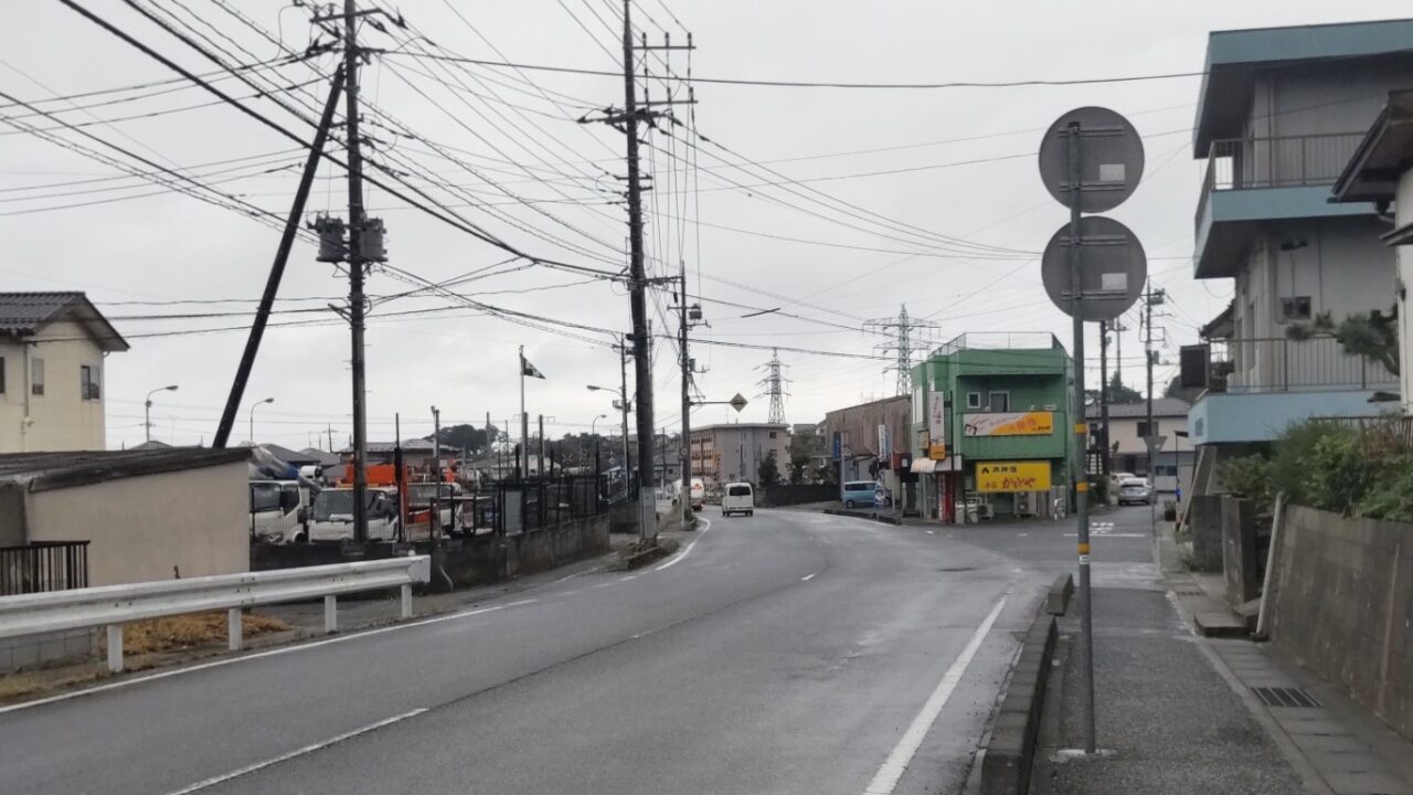 満寿屋の前面通り